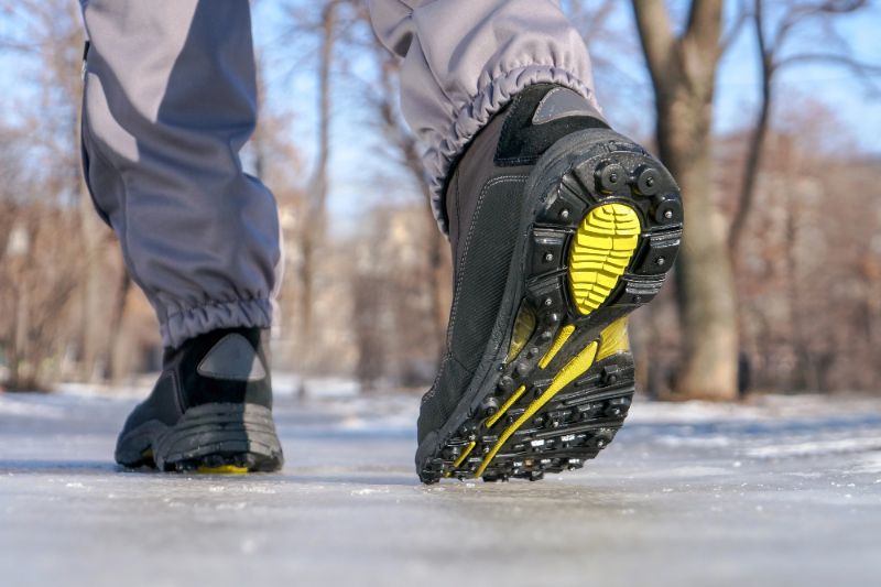 Maximise Employee Safety With High-Visibility Clothing For Winter - Ark Safety (2)