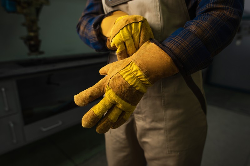 Our Guide To Selecting The Best Safety Gloves