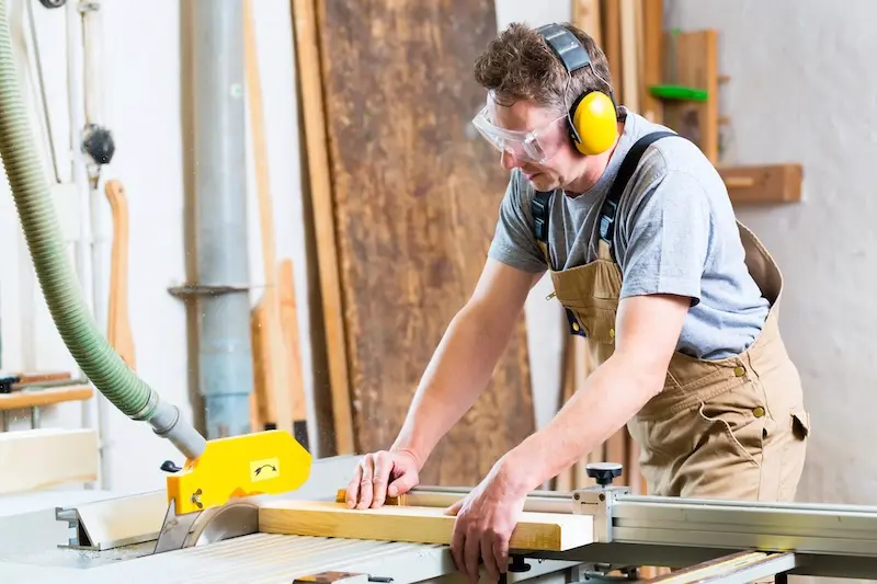 The Benefits Of Hearing Protection In 5 Vital Industries - Ark Safety (2)