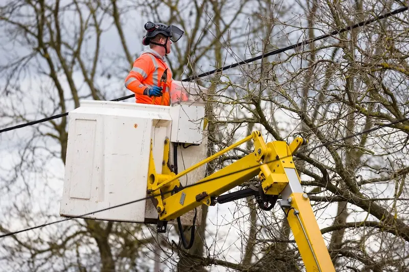 Our Guide For Sourcing Affordable Hi Vis Workwear In Ireland - Ark Safety (2)