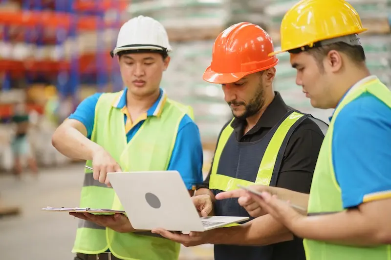 Our Guide For Sourcing Affordable Hi Vis Workwear In Ireland - Ark Safety (3)