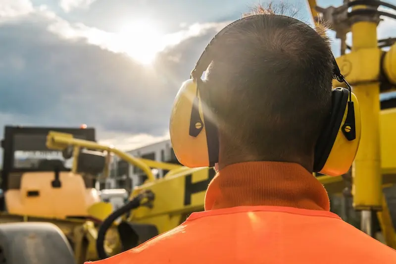 Our Guide To Finding Hearing Protection Equipment For Your Employees - Ark Safety (3)