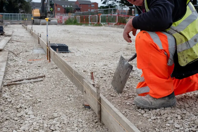 Our Guide To Sourcing Affordable Hi Vis Work Trousers In Ireland - Ark Safety (3)