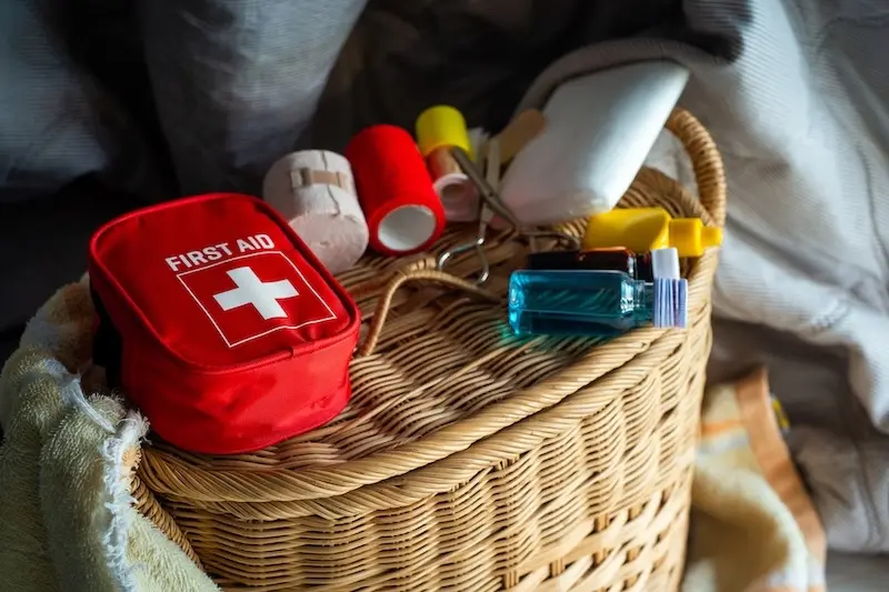 Our Guide To Workplace First Aid Supplies - Ark Safety (3)