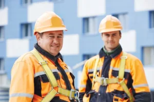 The Importance Of Head Protection For High-Risk Environments - Ark Safety (1)