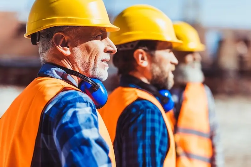 The Importance Of Head Protection For High-Risk Environments - Ark Safety (2)